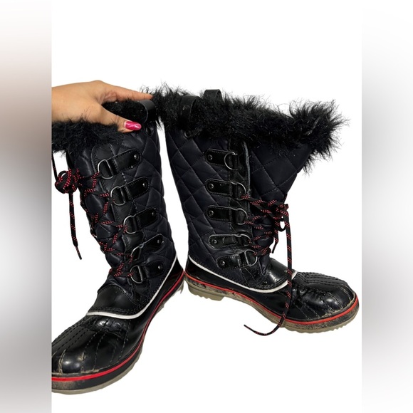 Sorel Tofino Womens Black Fur Trim Waterproof Winter Boots Size 9 Quilted - Picture 5 of 6